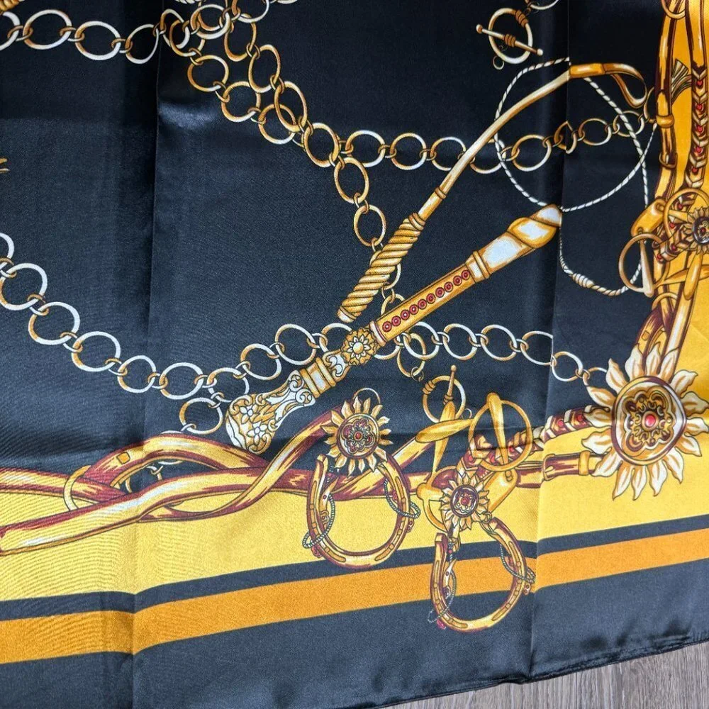 N/A scarf 35